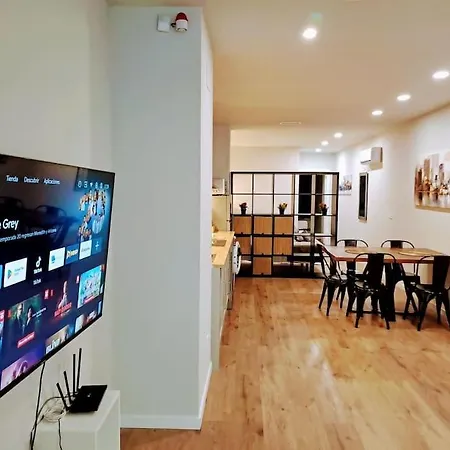 Artes Y Ciencias D With Fast Wifi And Terrace Apartament Walencja